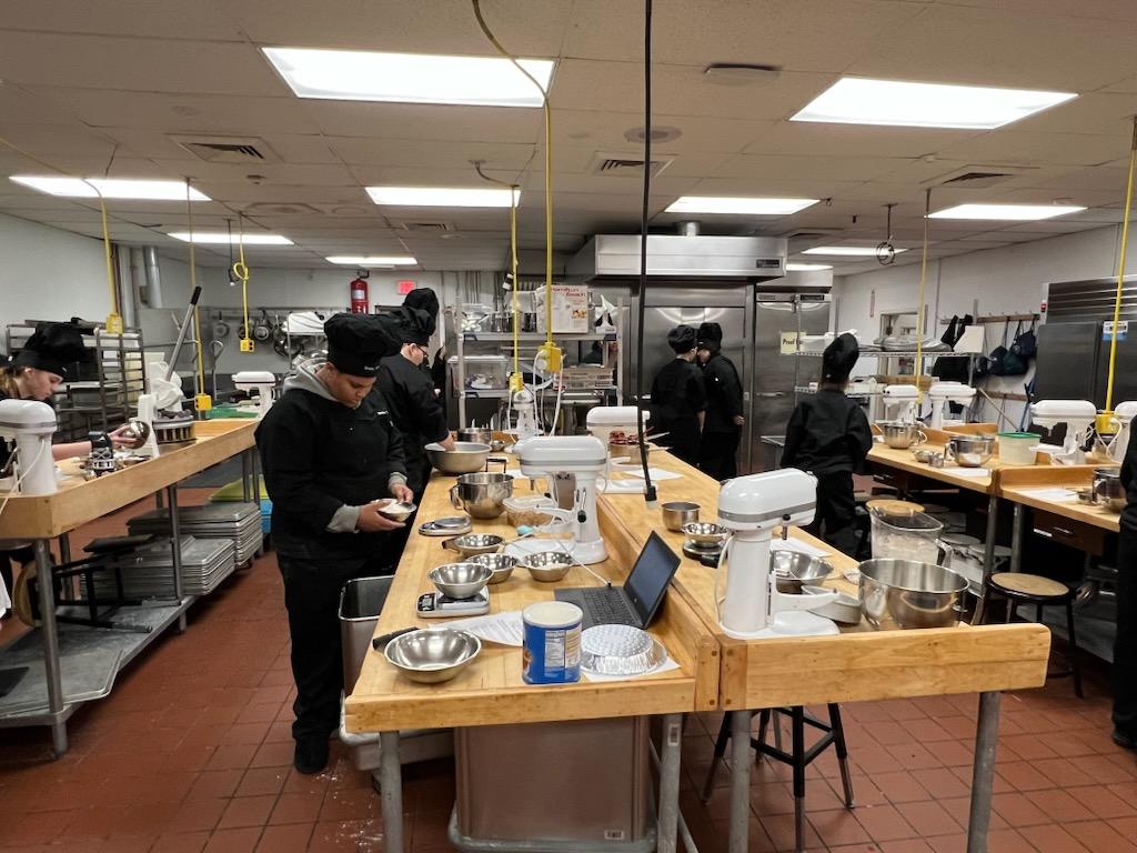 OCM Boces students preparing cookies